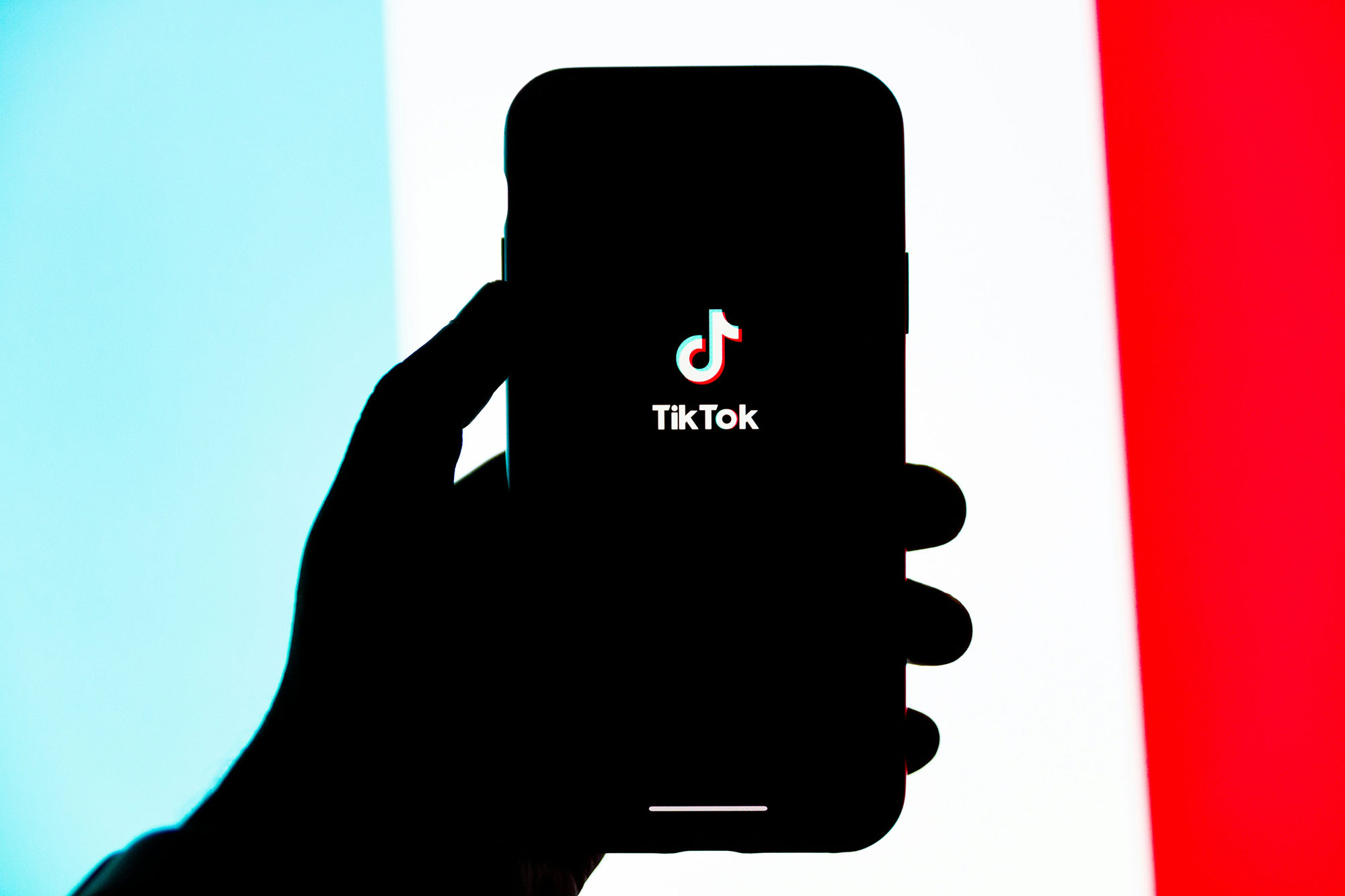Universal Music Group Says “No More” to Low Payouts; Removes Catalog from TikTok